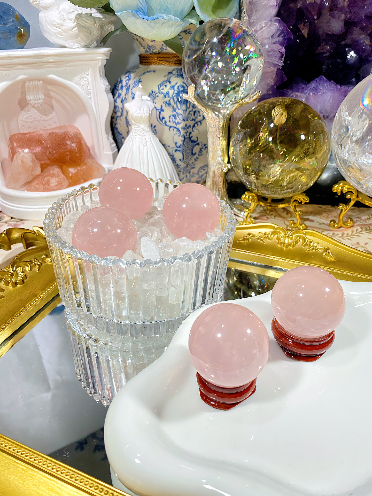 Madagascar pink crystal ball