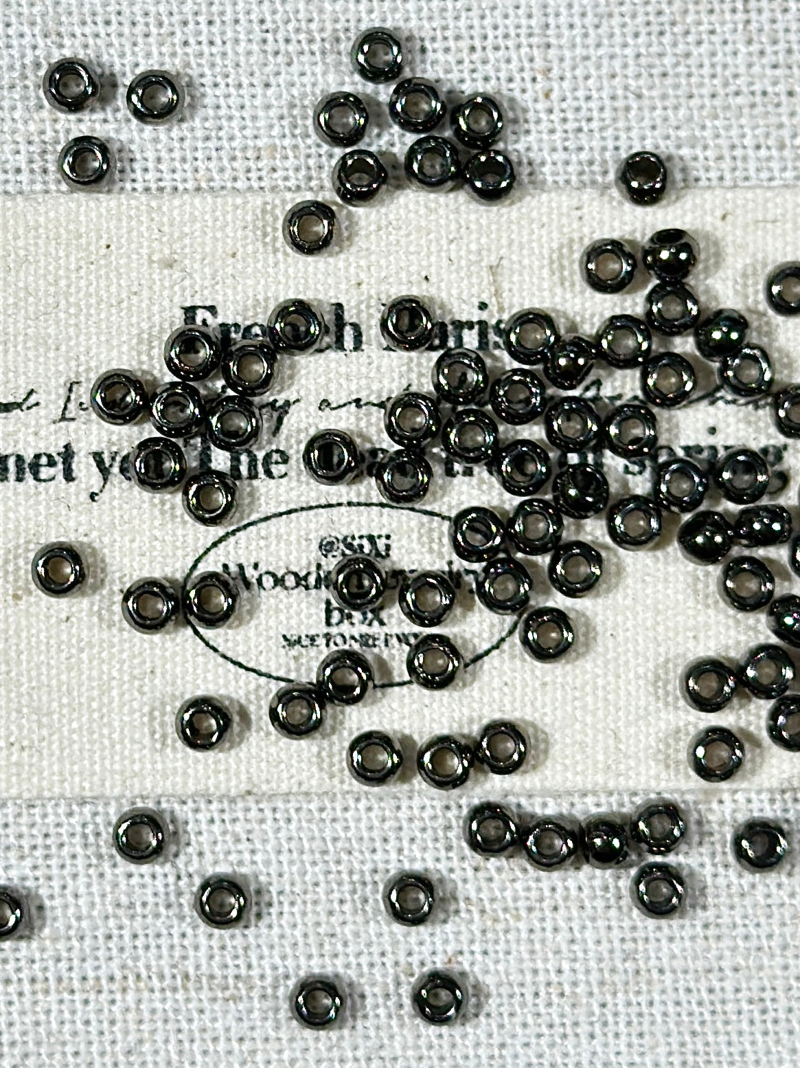Gun black 2mm + round flat spacer beads