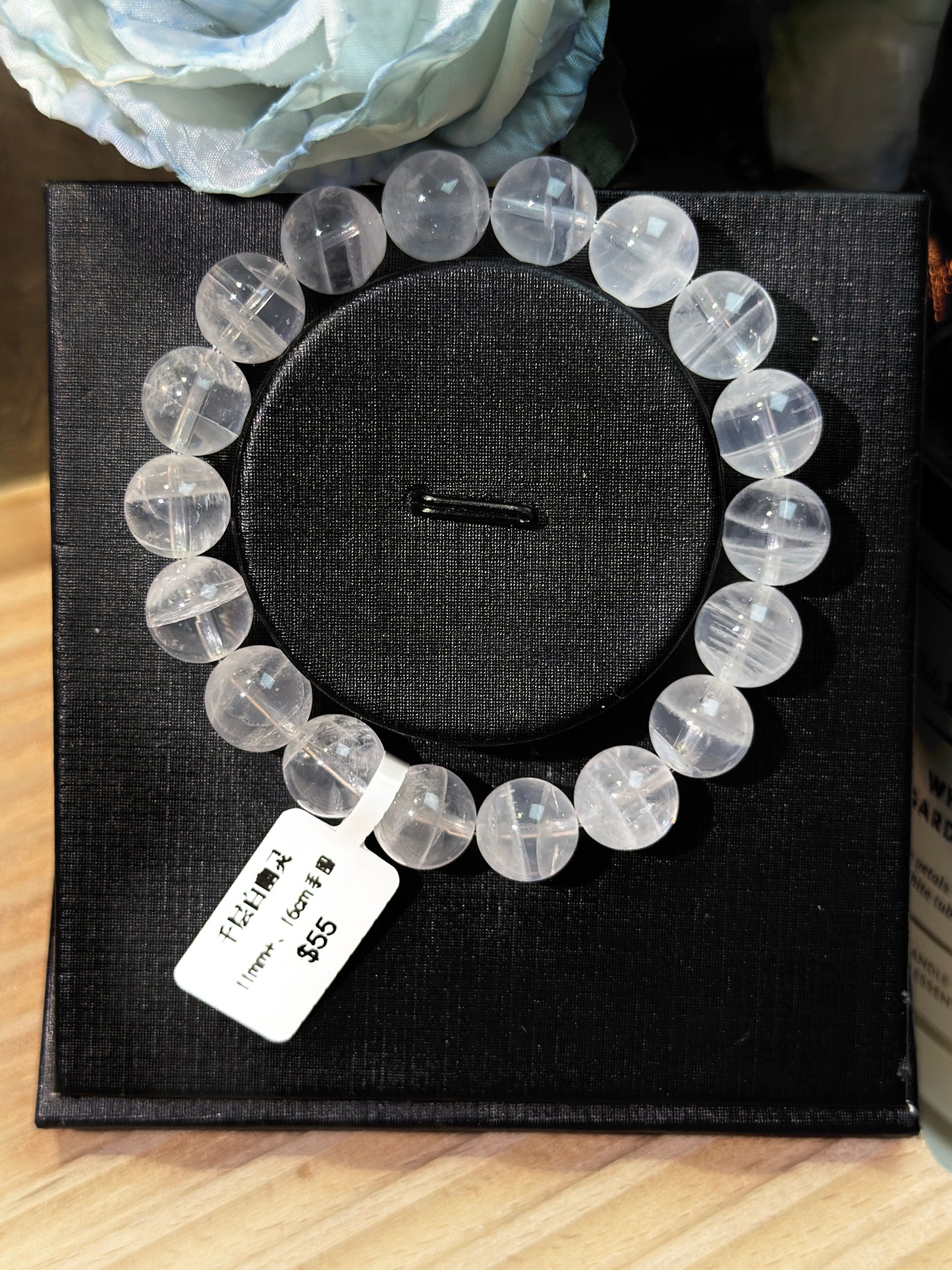 Thousand-layer white ghost crystal