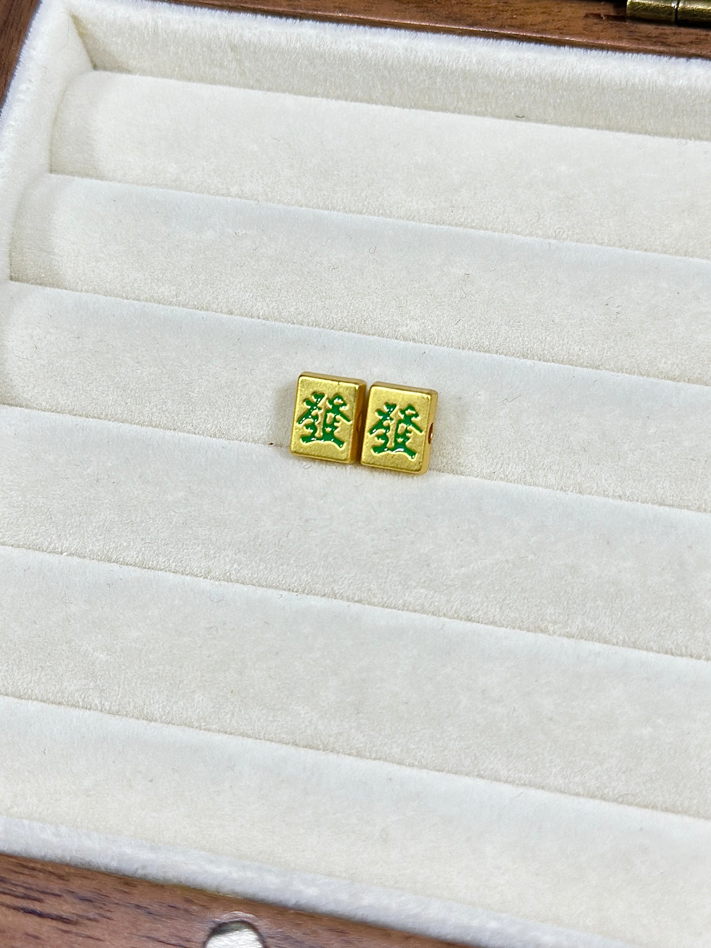 FA word block spacer beads