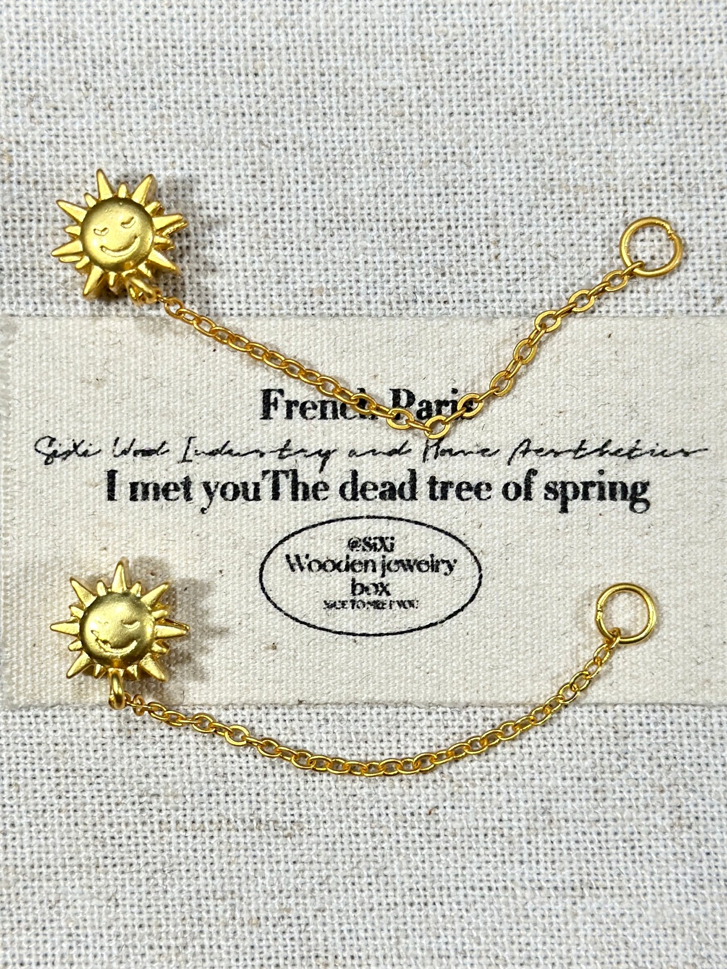 Ancient golden sun trickle safety chain