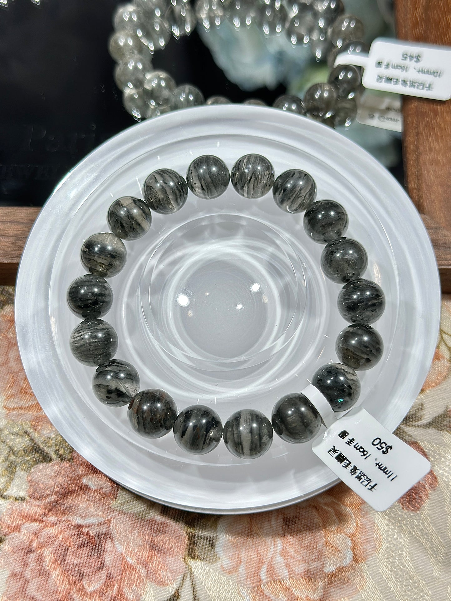 Thousand-layer black rabbit fur ghost