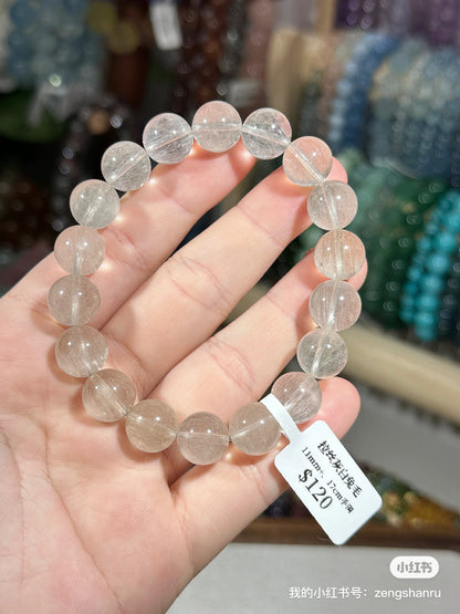 Brushed gray rabbit fur