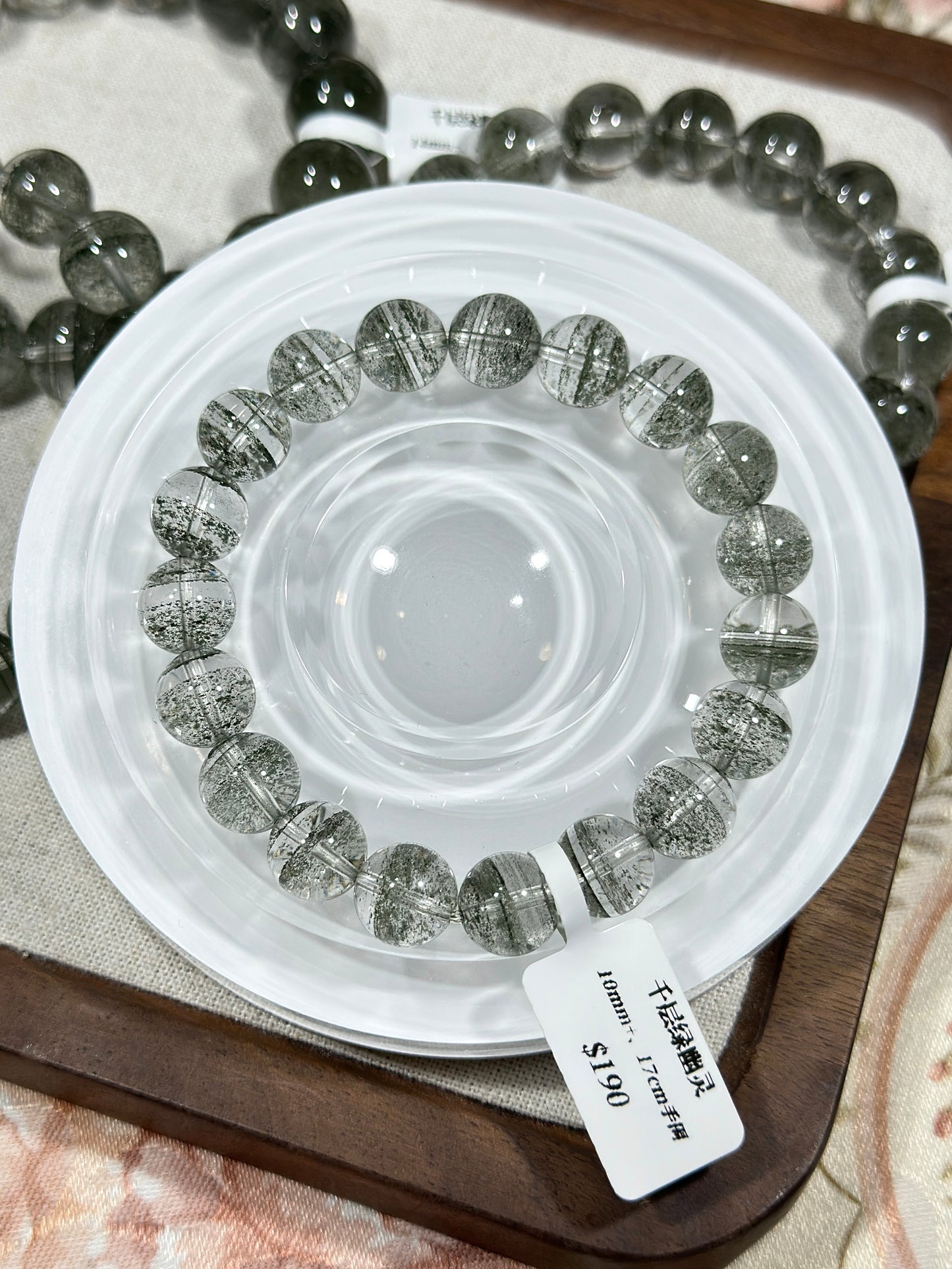 Thousand-layer green ghost crystal