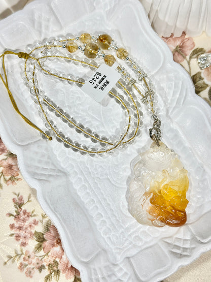Yellow glue flower engraved fox brand necklace