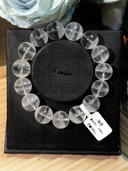 Thousand-layer white ghost crystal