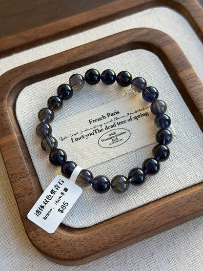 Transparent two-color cordierite