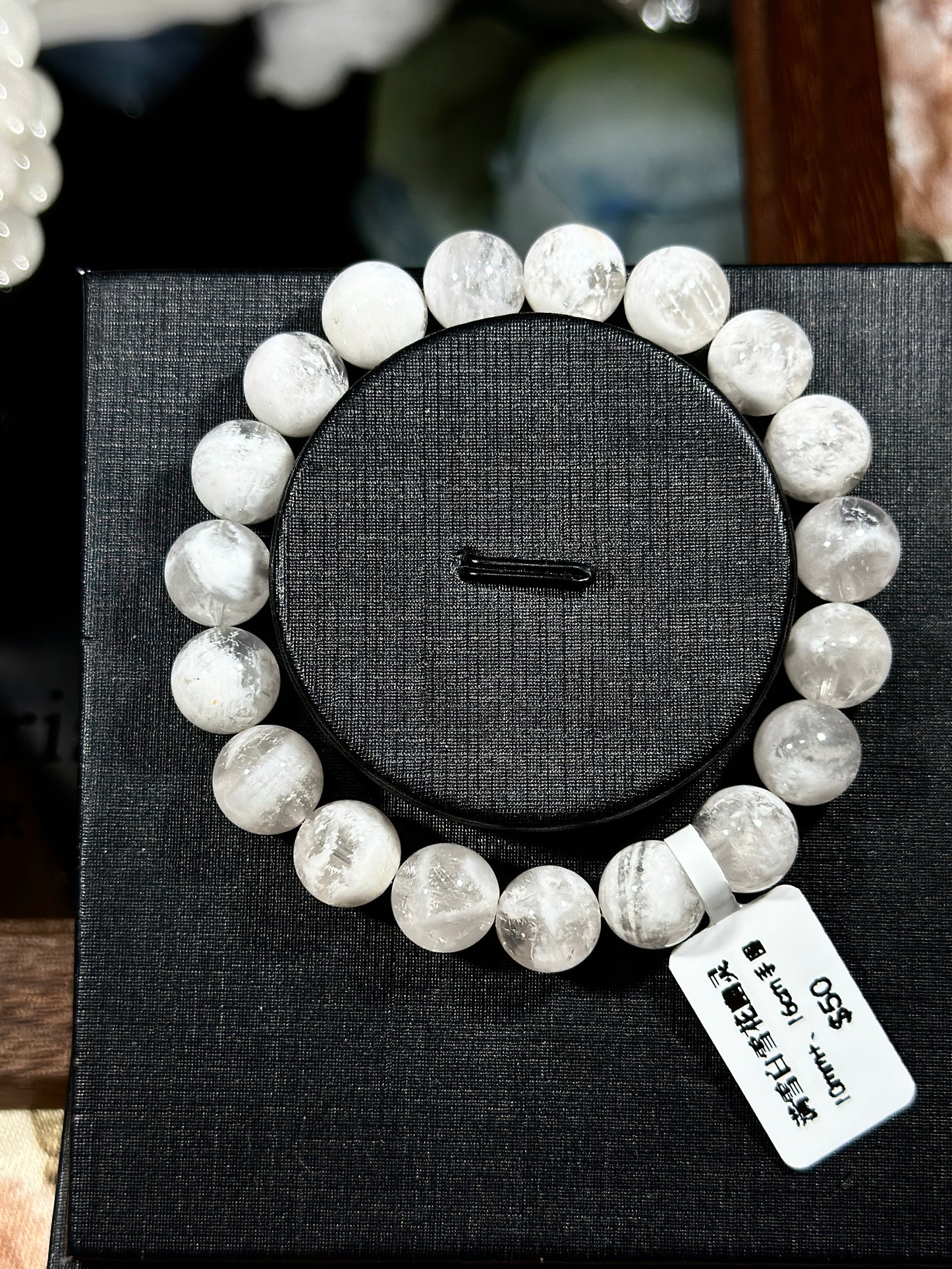 满雪白雪花幽灵