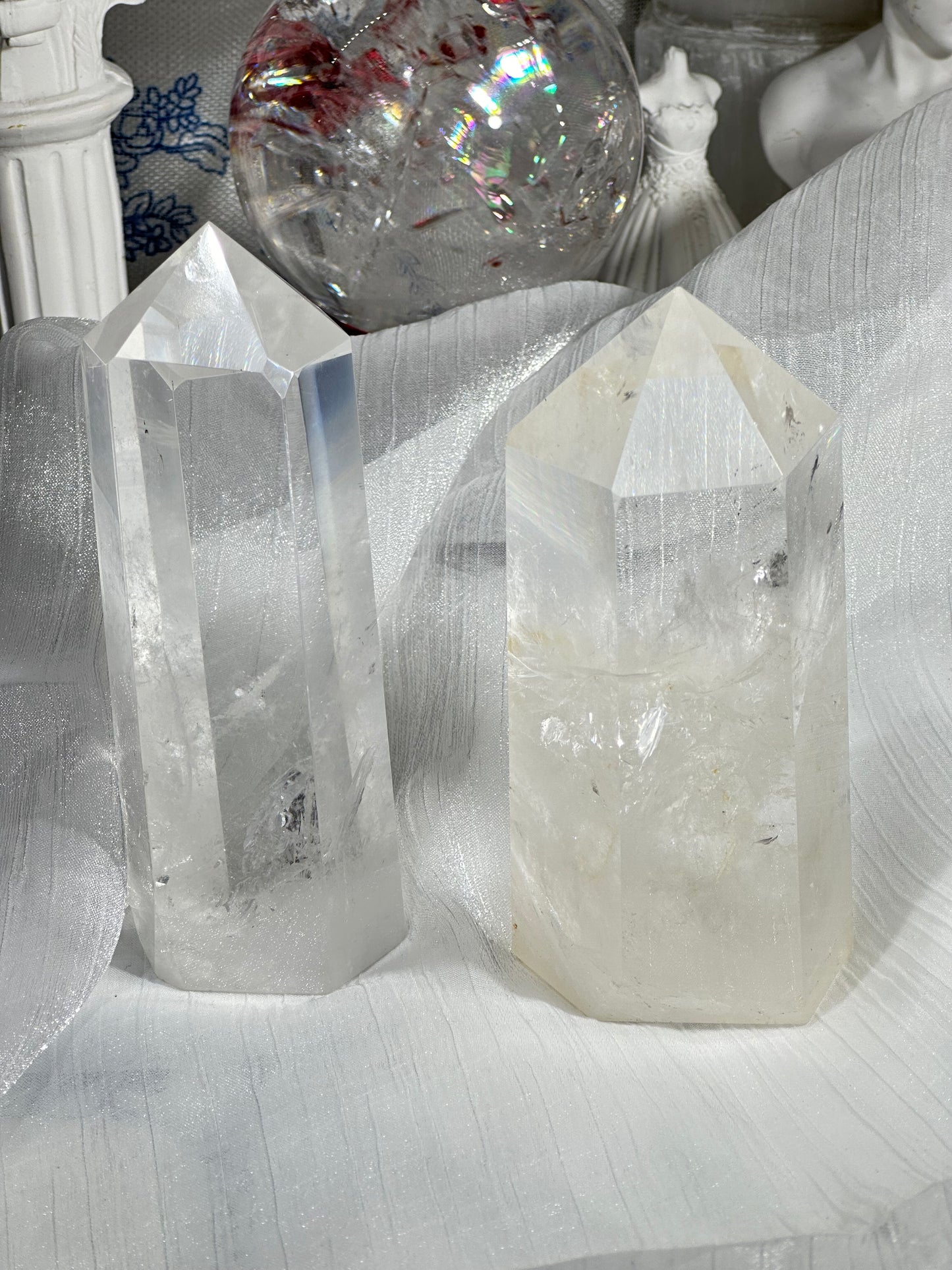White crystal crystal column