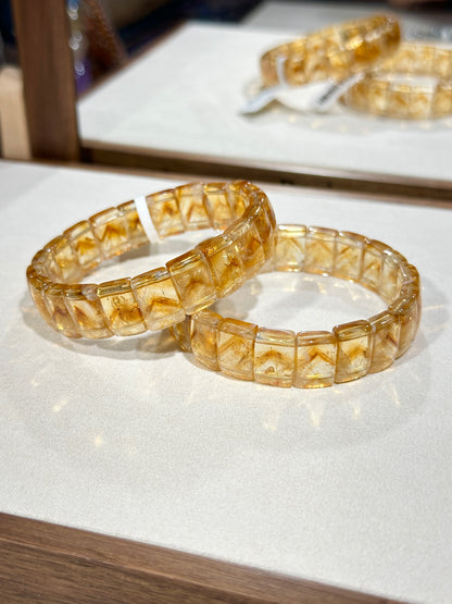 Yellow Tower Crystal Citrine Hand Card