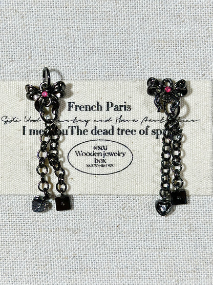 Gun black bow tassel