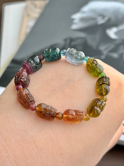 彩虹色碧玺貔貅