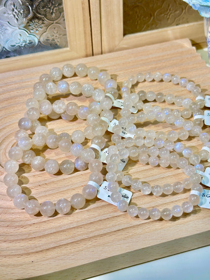 Sun and Moon Shine Together, Blue Moonlight in Jinsha