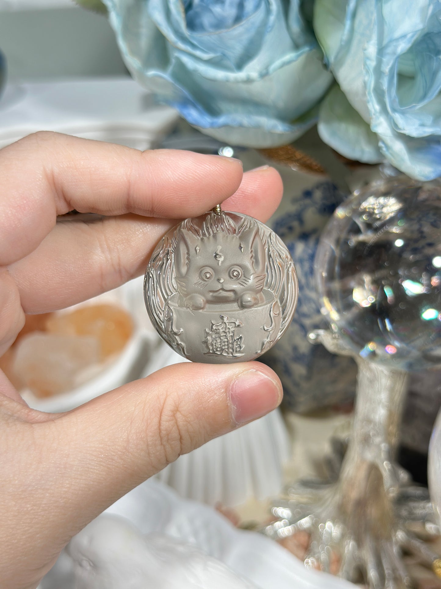 Tea crystal fox necklace