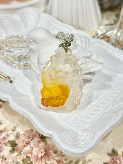 Yellow glue flower engraved fox brand necklace