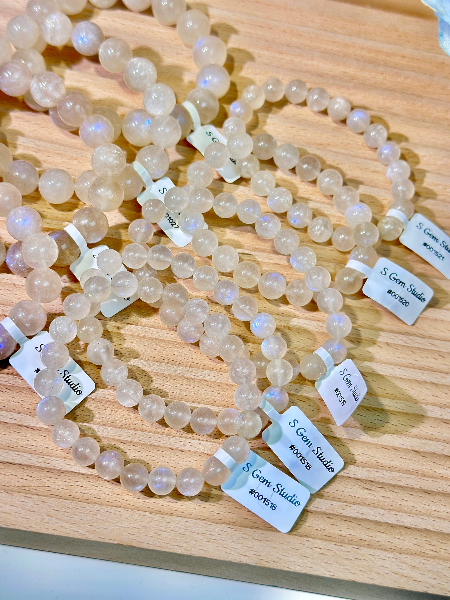 Sun and Moon Shine Together, Blue Moonlight in Jinsha