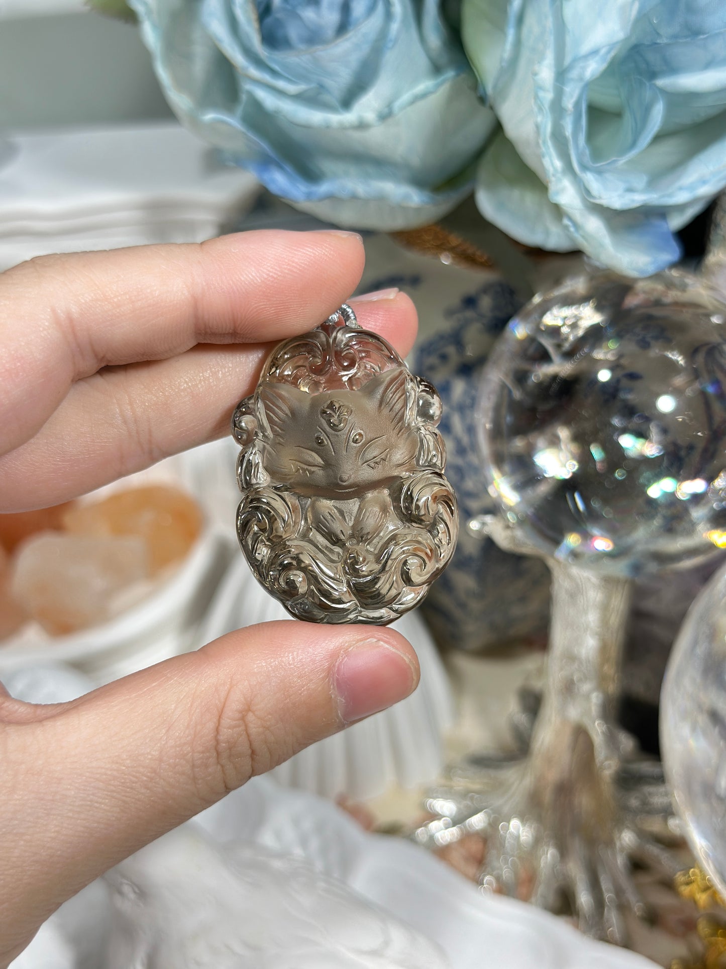 Tea crystal fox necklace