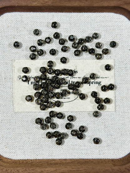 Gun black 4mm + disco beads