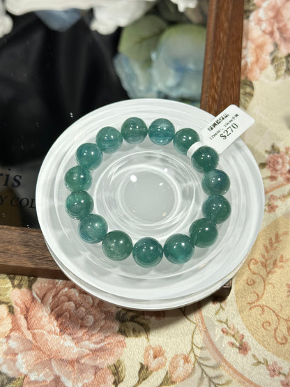 Green tone blue-green crystal