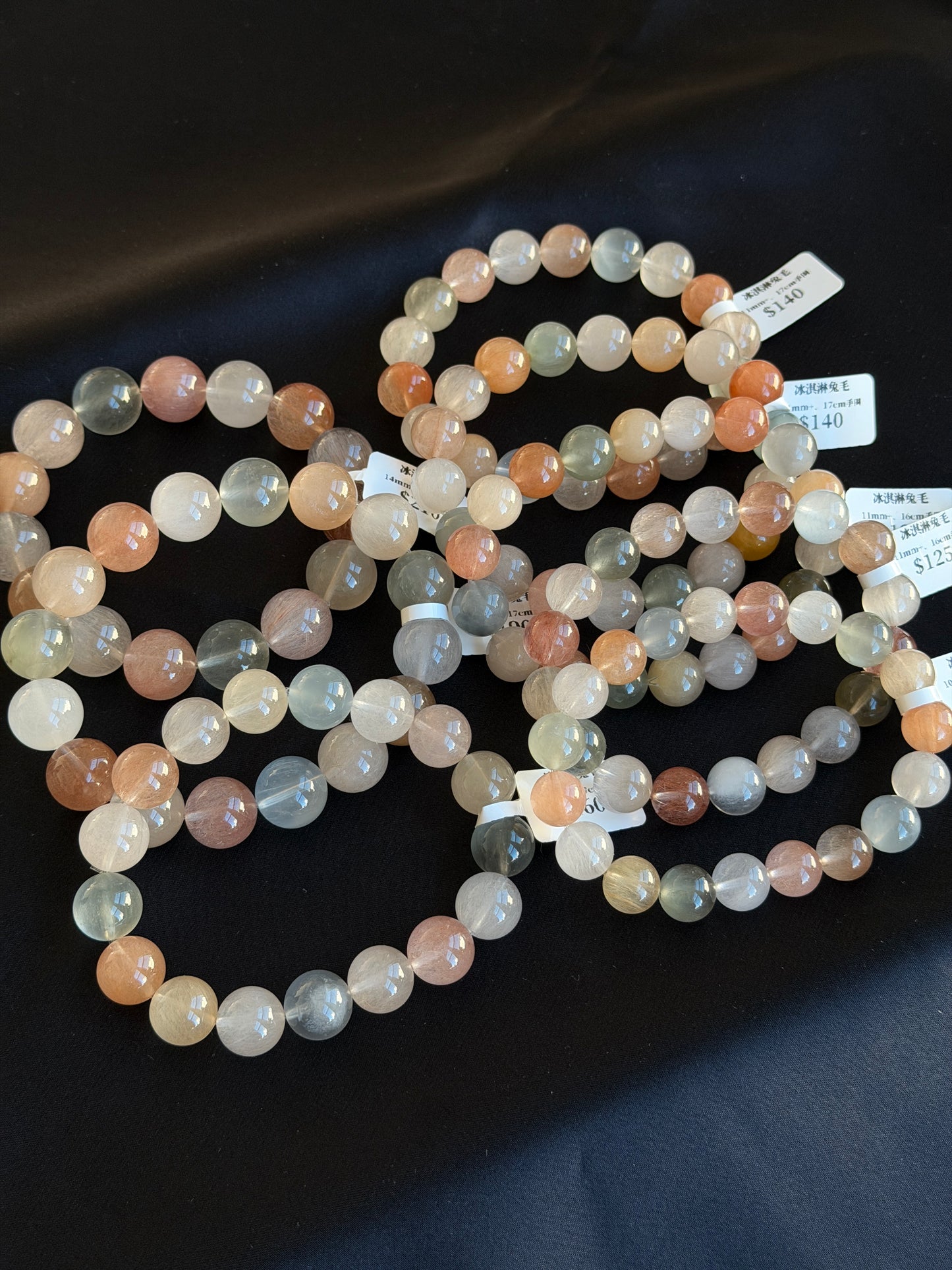 Ice cream colored rabbit fur crystal