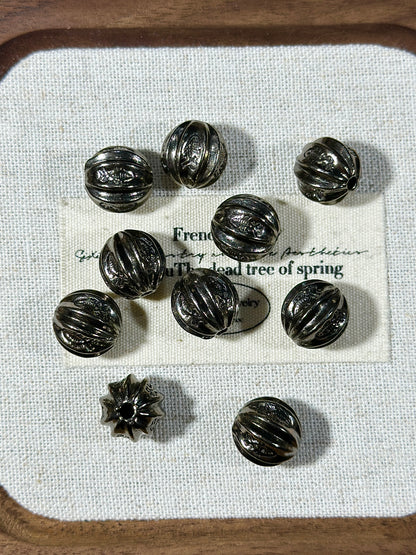 Gun black spacer bead ring