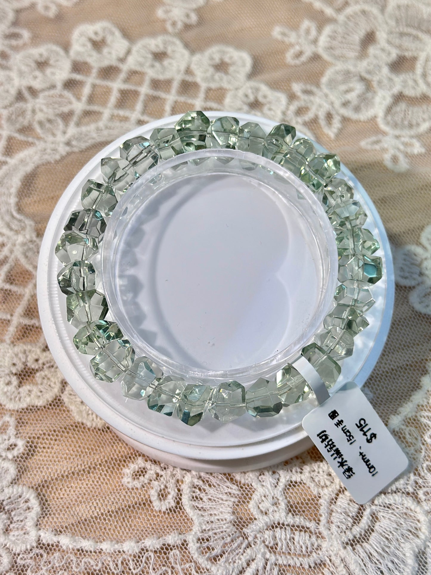 Green crystal diamond cut