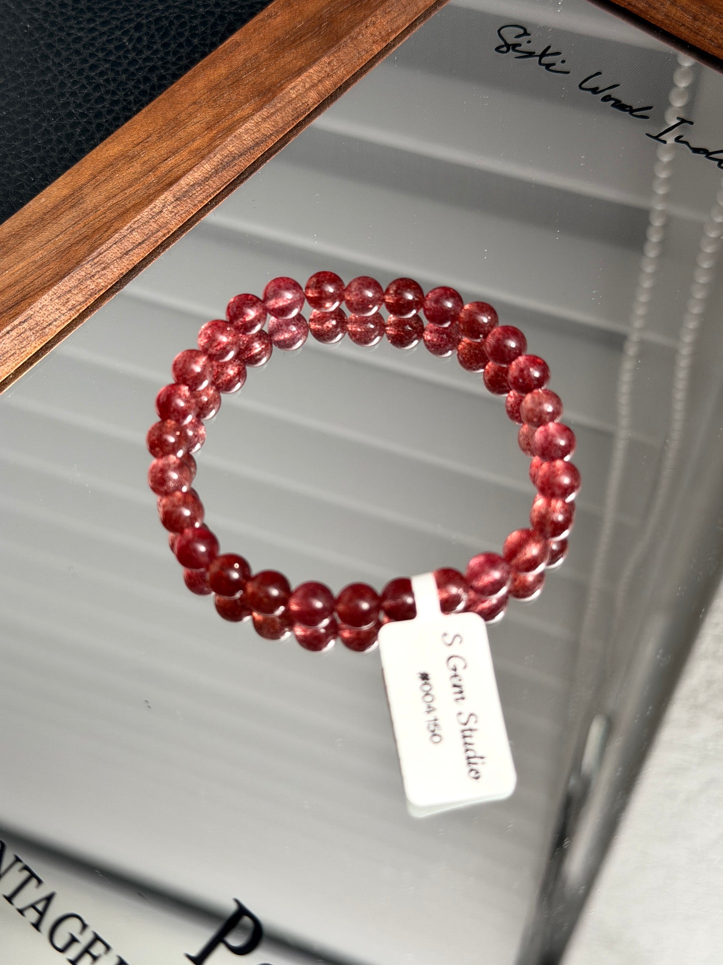 白水体鸽血红草莓晶