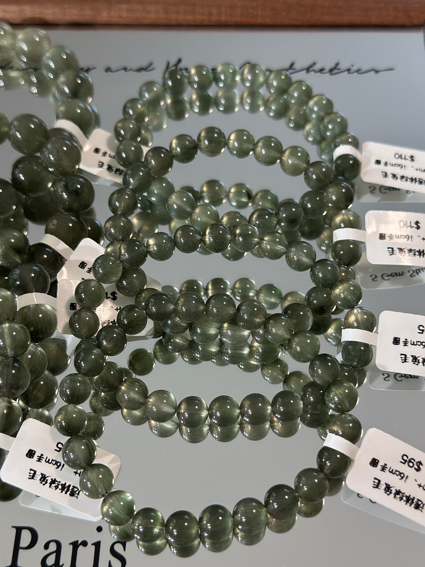 Transparent green rabbit hair crystal