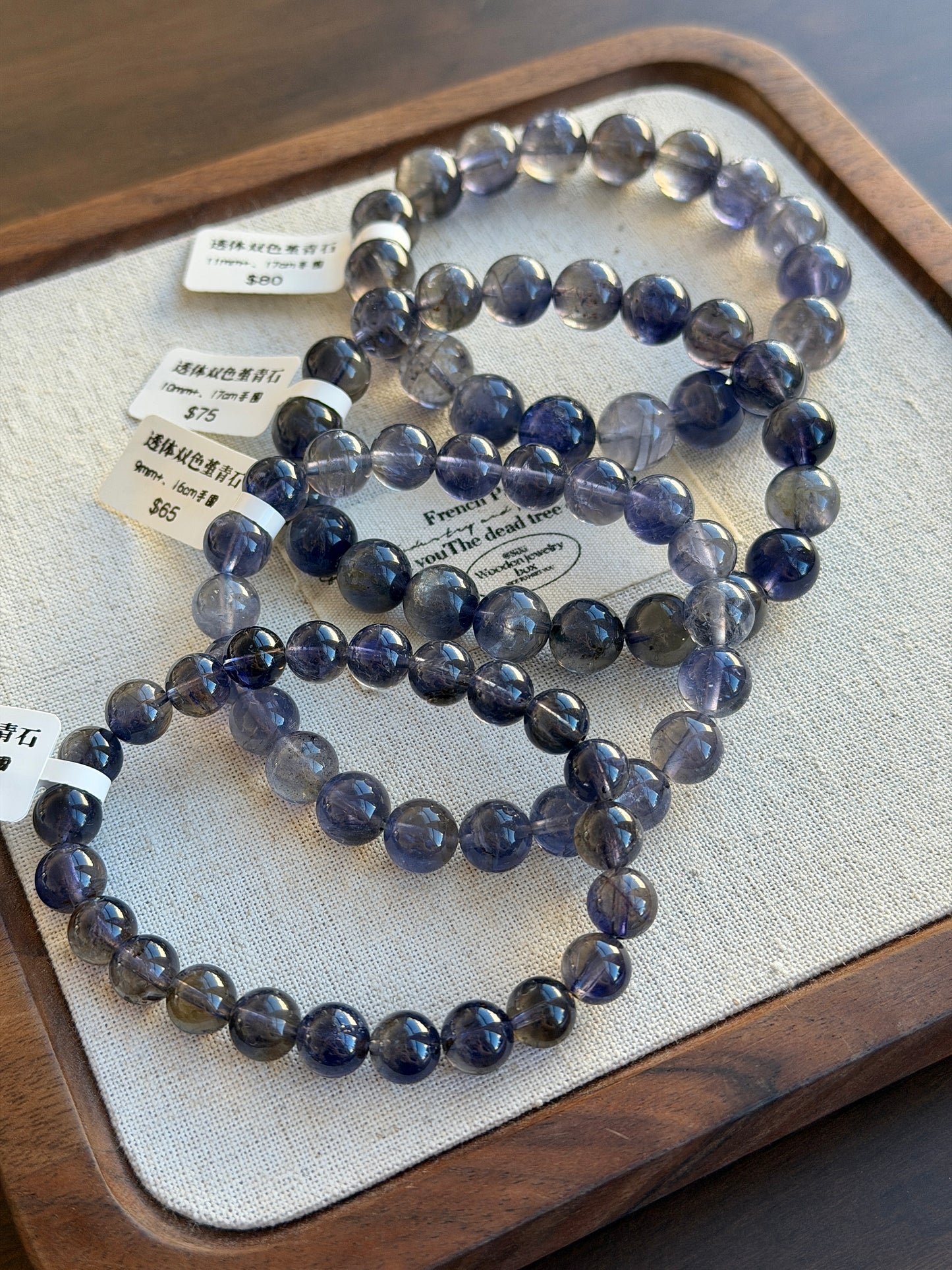 Transparent two-color cordierite