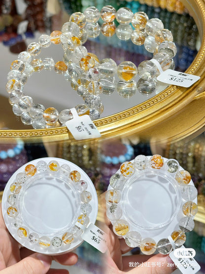 Yellow-white chalcopyrite