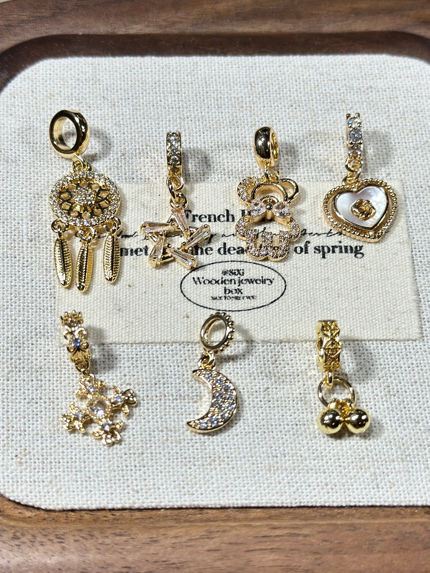 Light gold drip spacer