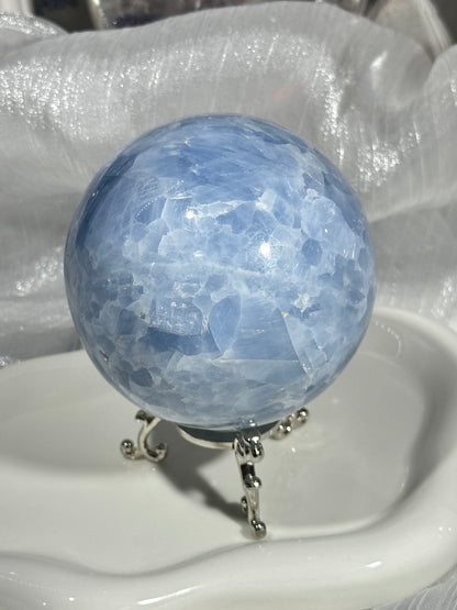 蓝晶石水晶球