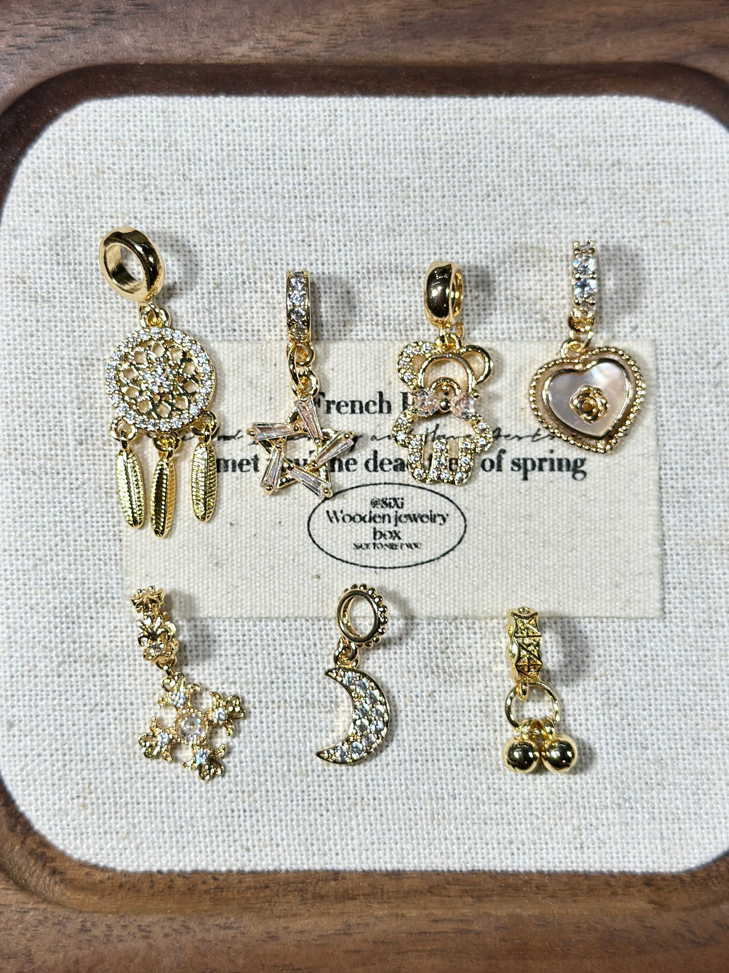 Light gold drip spacer