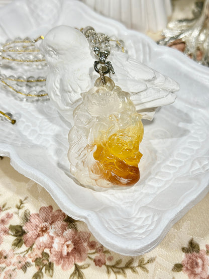 Yellow glue flower engraved fox brand necklace