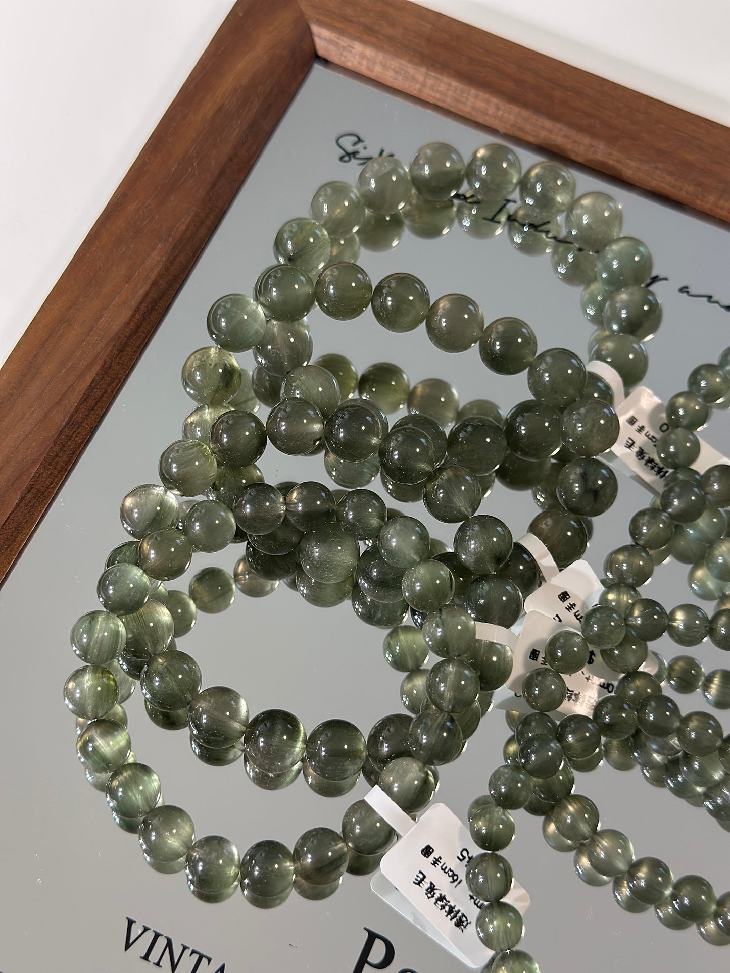 Transparent green rabbit hair crystal