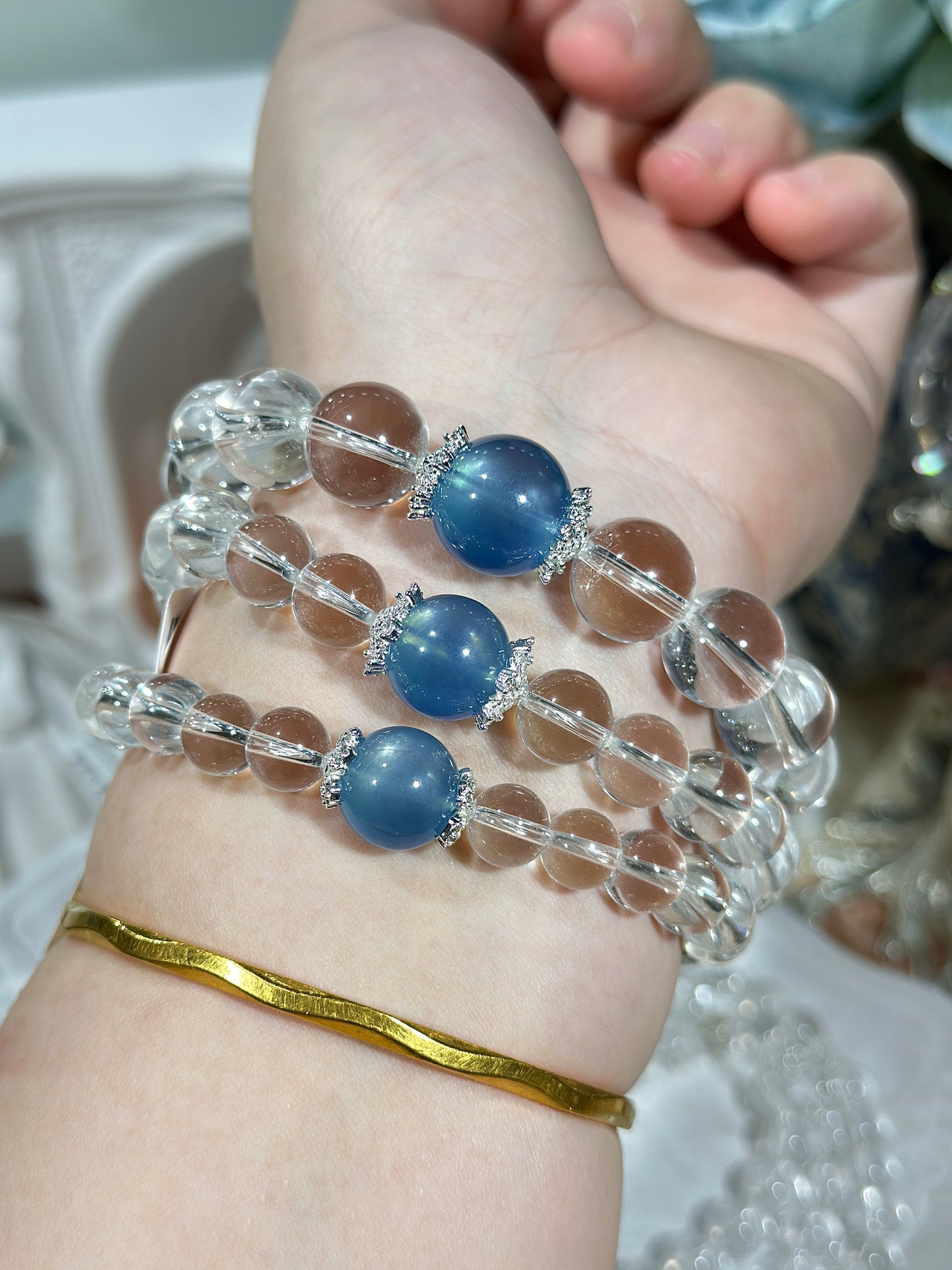 White crystal aquamarine design