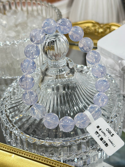 Explosive purple jade crystal