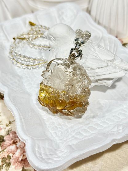 Yellow glue flower engraved fox brand necklace