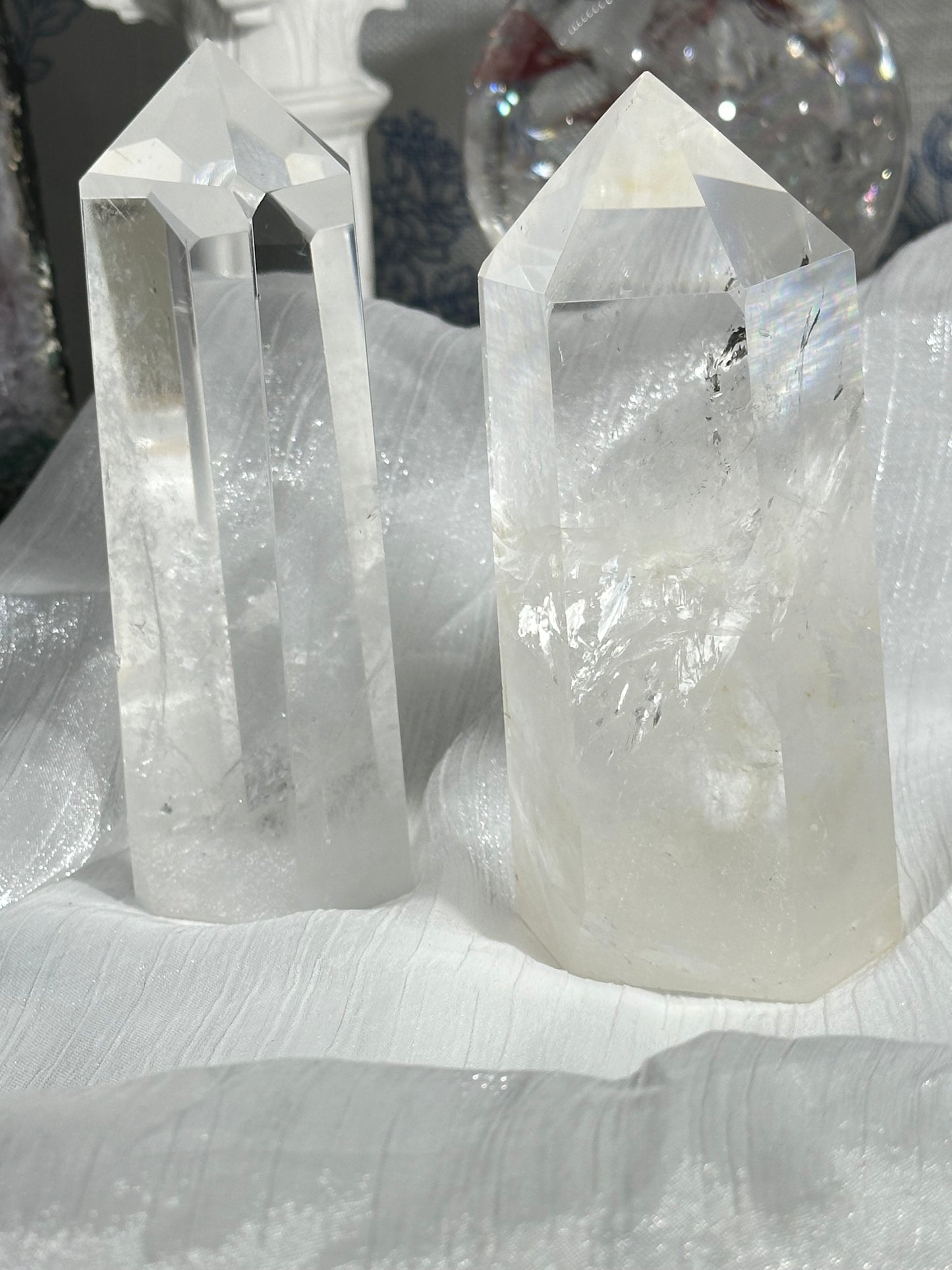White crystal crystal column