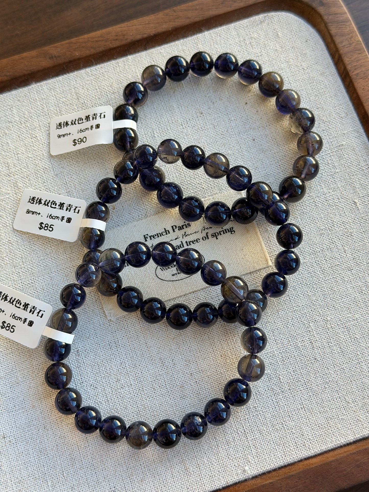 Transparent two-color cordierite