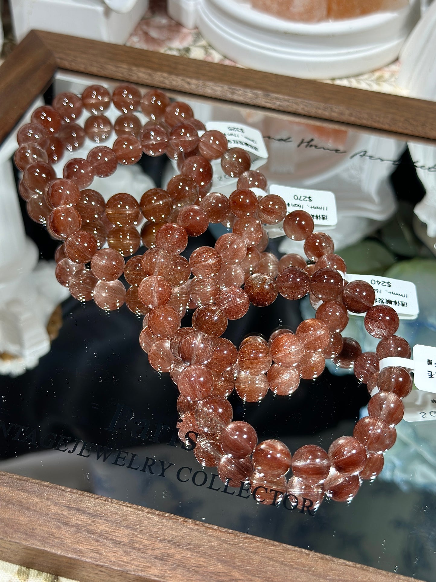 Transparent and smooth red rabbit hair