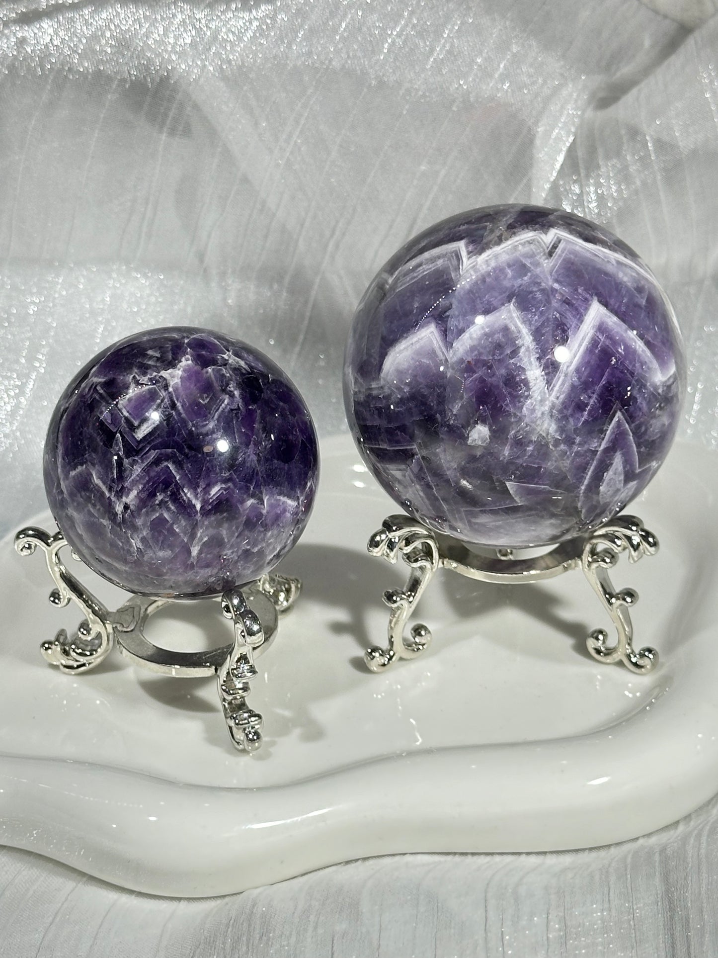 Fantasy Amethyst Ball