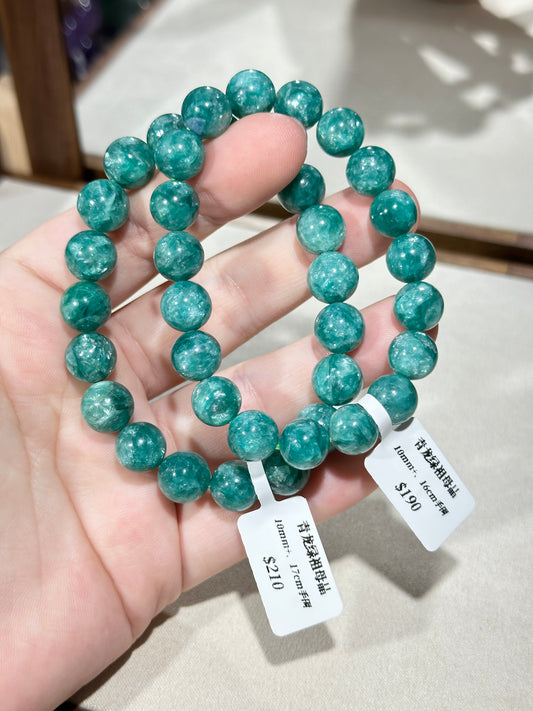 Qinglong Green Emerald