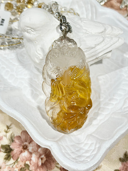 Yellow glue flower engraved fox brand necklace