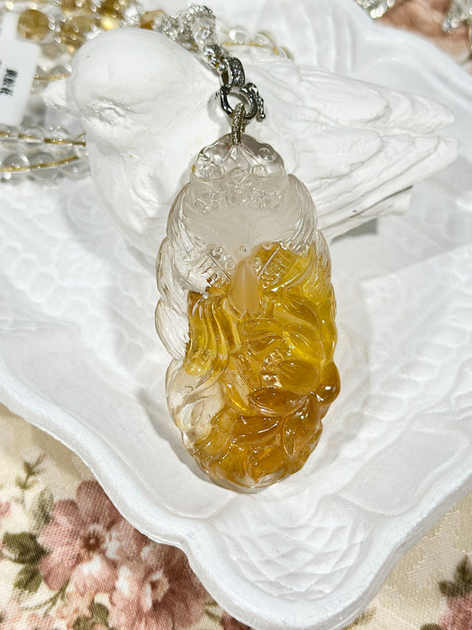 Yellow glue flower engraved fox brand necklace