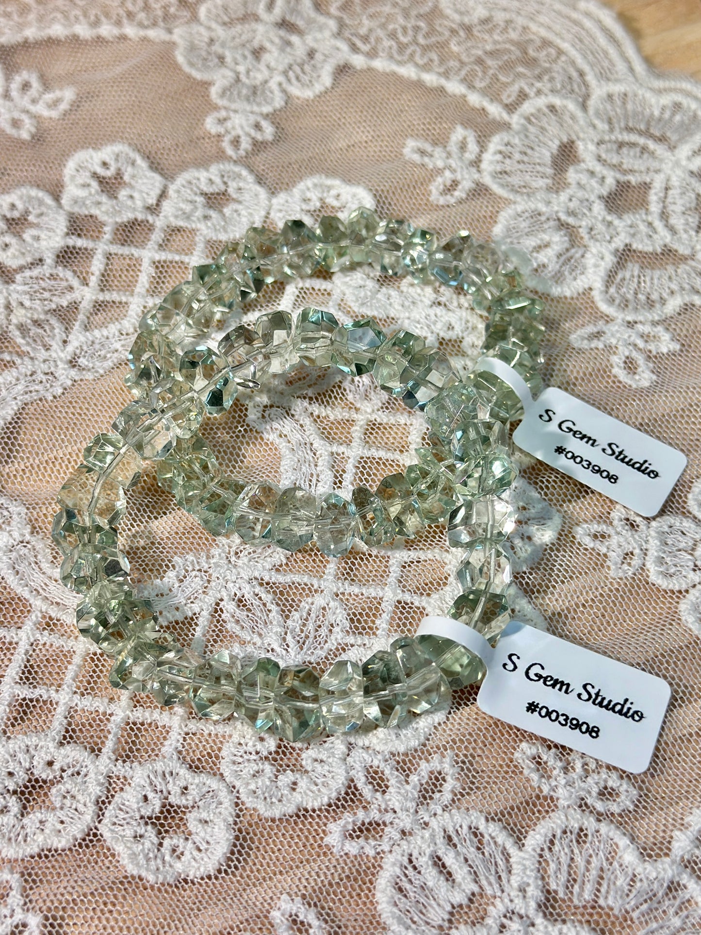 Green crystal diamond cut