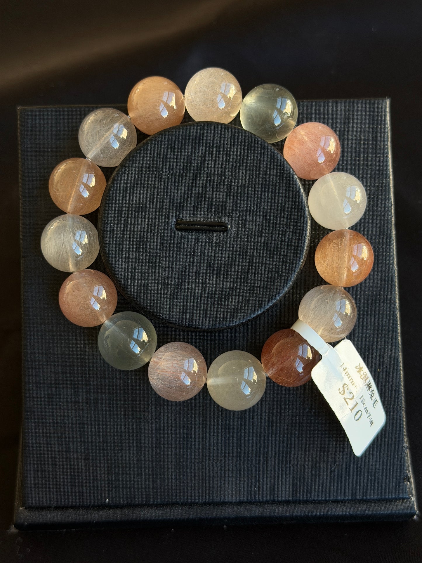 Ice cream colored rabbit fur crystal