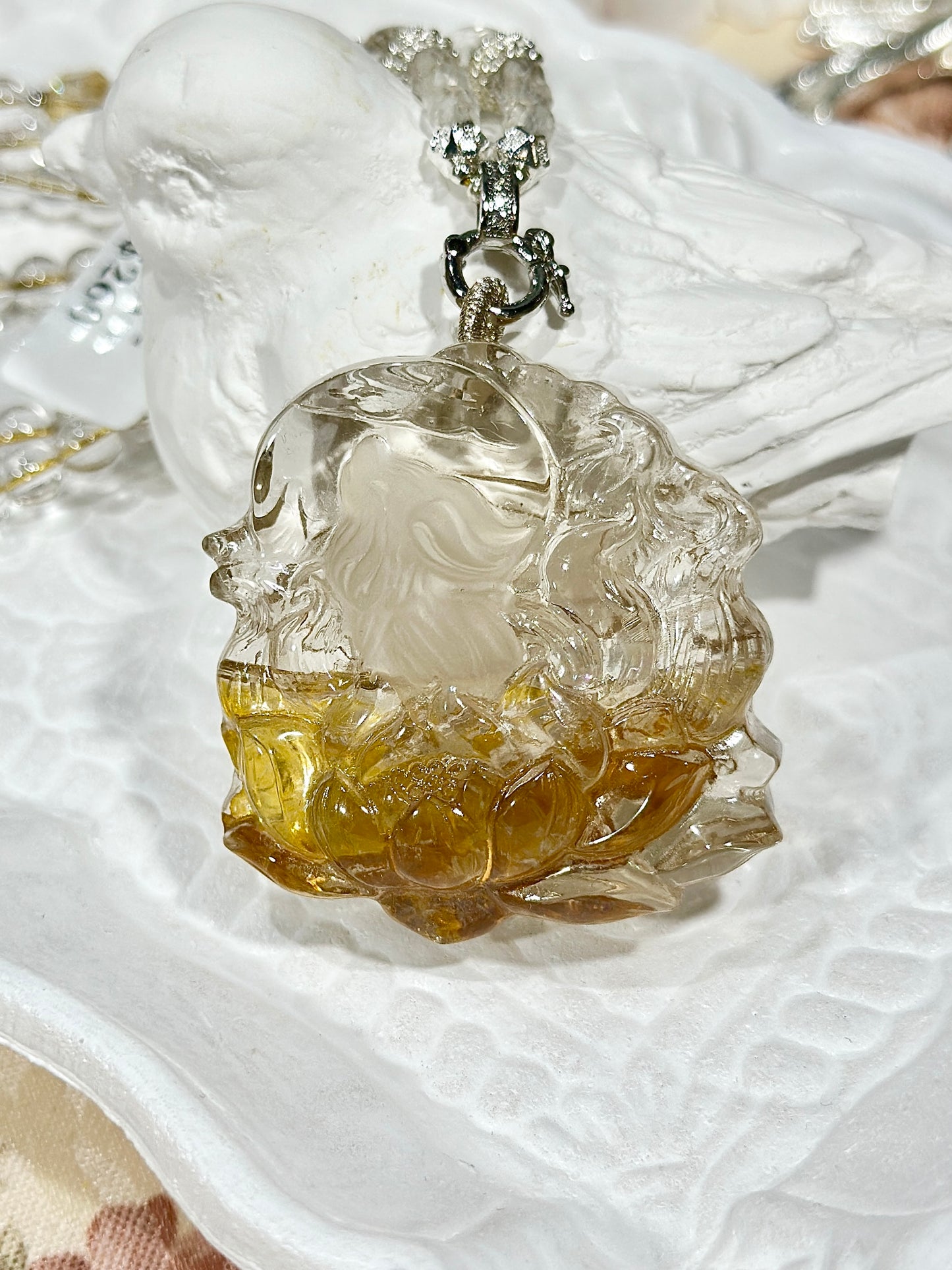 Yellow glue flower engraved fox brand necklace