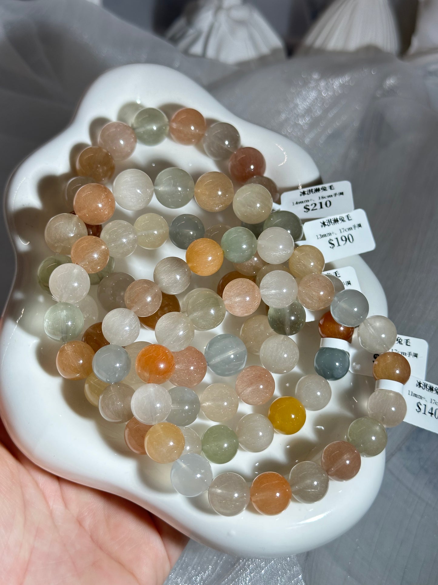 Ice cream colored rabbit fur crystal