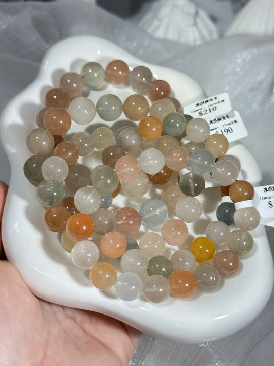 Ice cream colored rabbit fur crystal